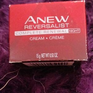 Avon Anew Reversalist Night Cream - Deep Red